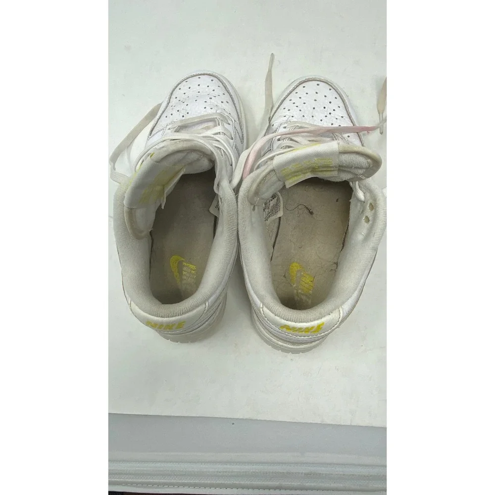 Nike Dunk Low White Pale Yellow Heart FD0803-100 Girls US 5.5Y Sneakers